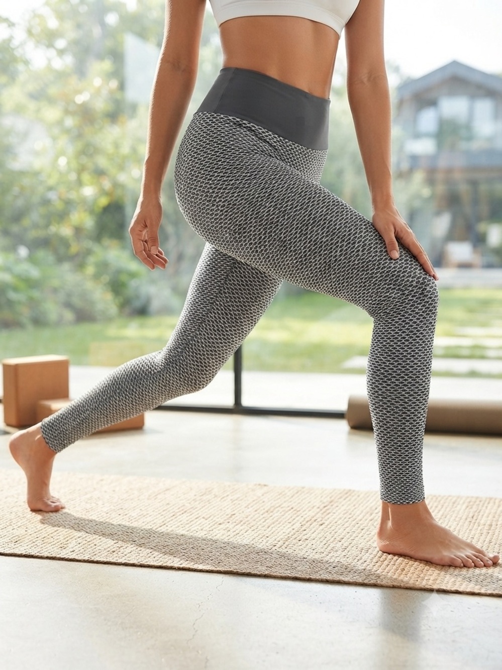 Take 50% OFF-Gray Patterned Active Wear Leggings, Size-M